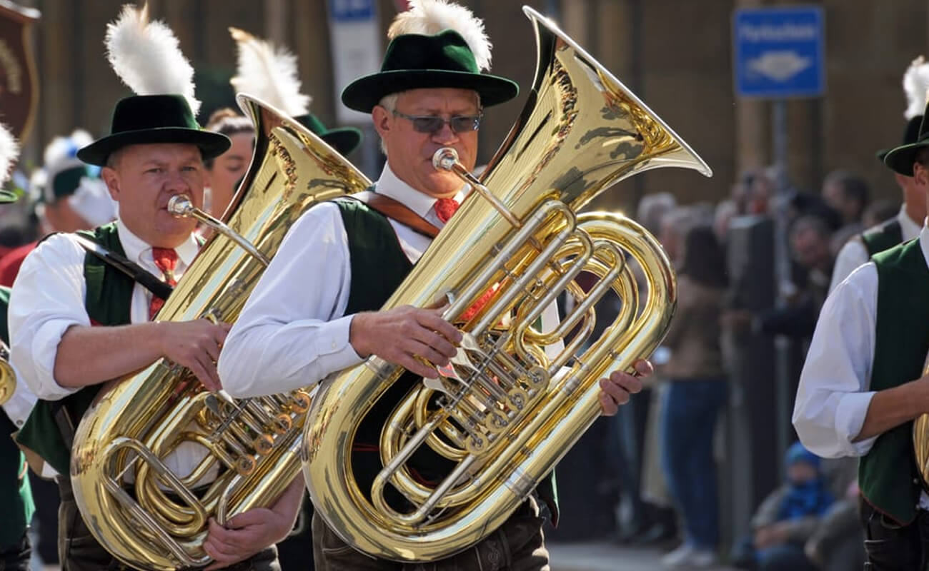 Entertainment and Activities: Fun for All Ages