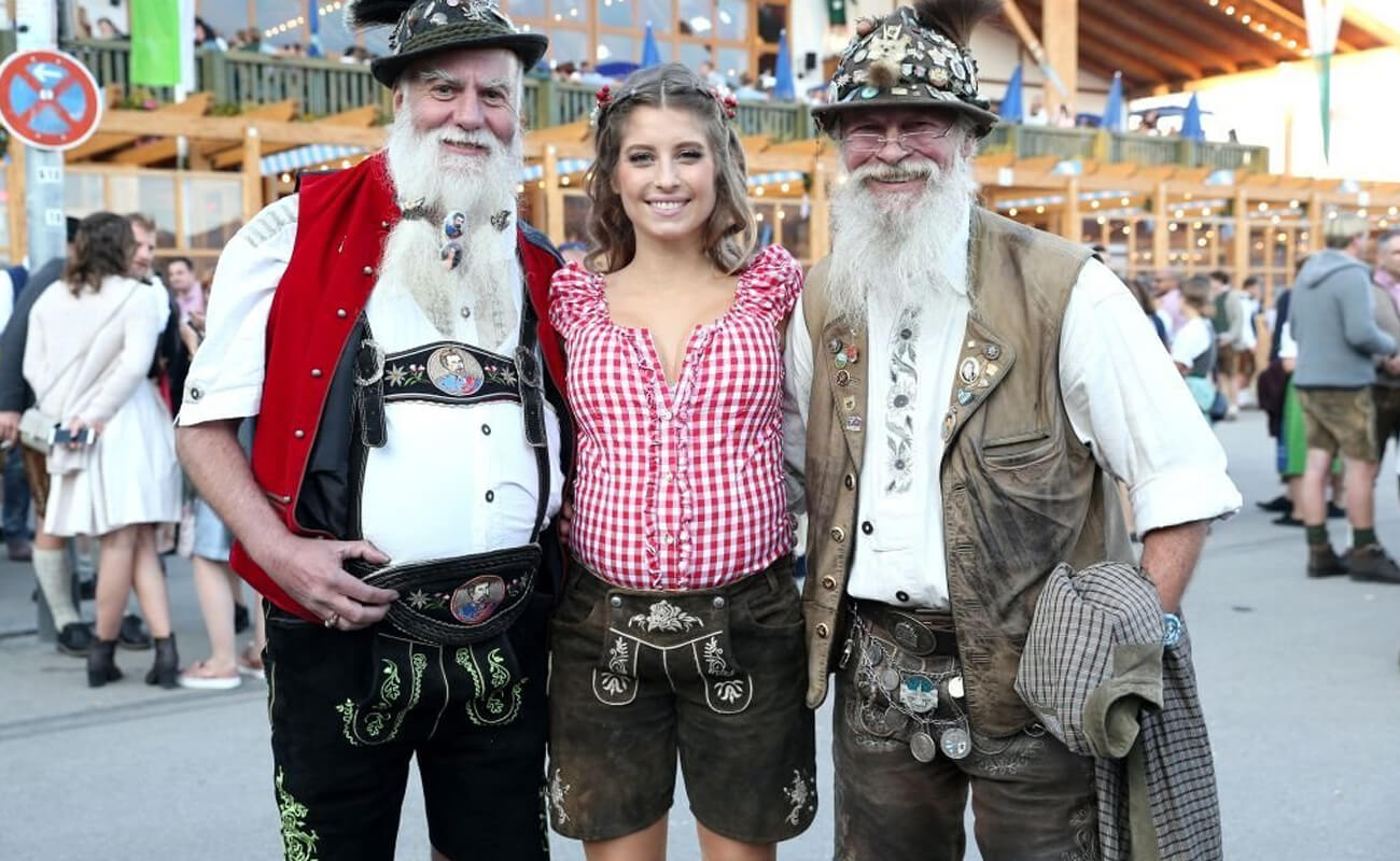 How to Style Women's Oktoberfest Shirts