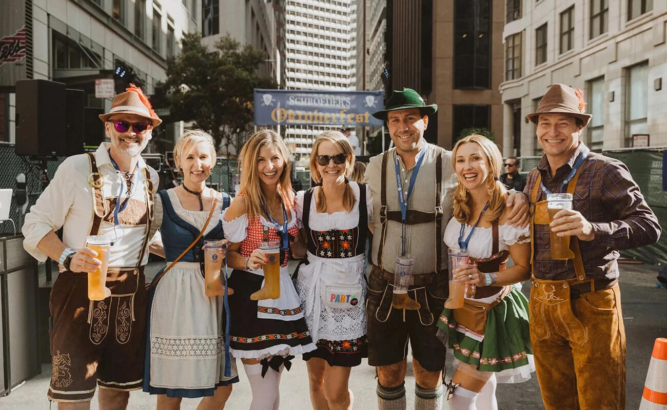 Traditional Outfits: Dress to Impress