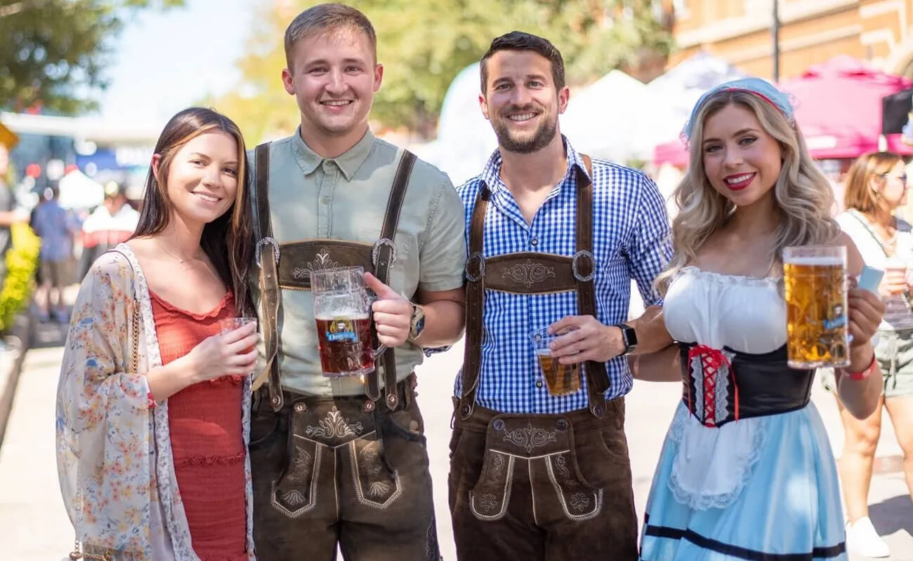 Traditional Bavarian Attire for an Authentic Experience